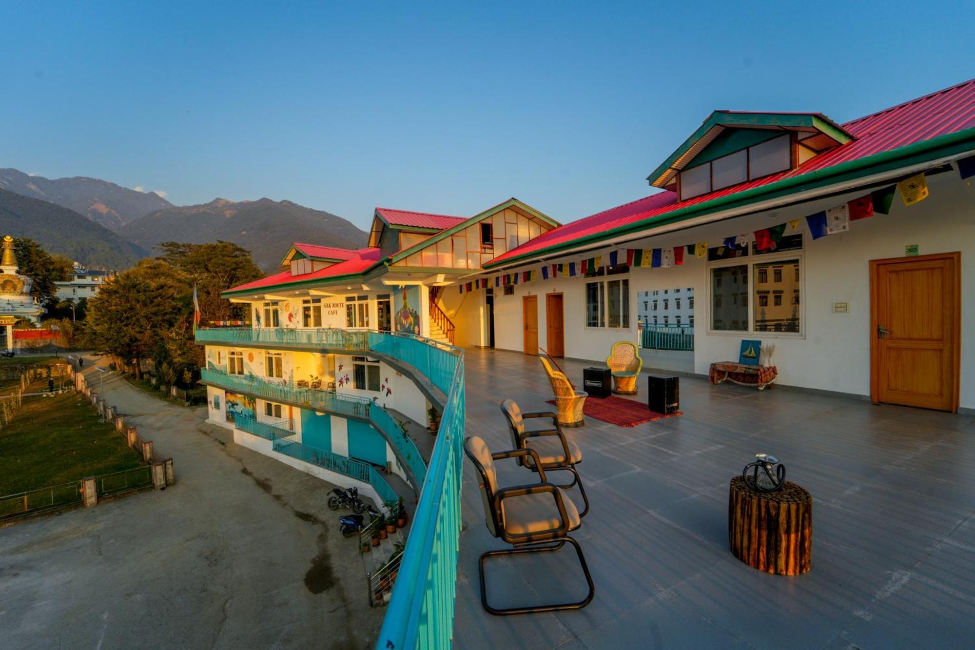 Hotel Chokling Arthouse - The Treasure Of Himalayas Bīr Exterior foto