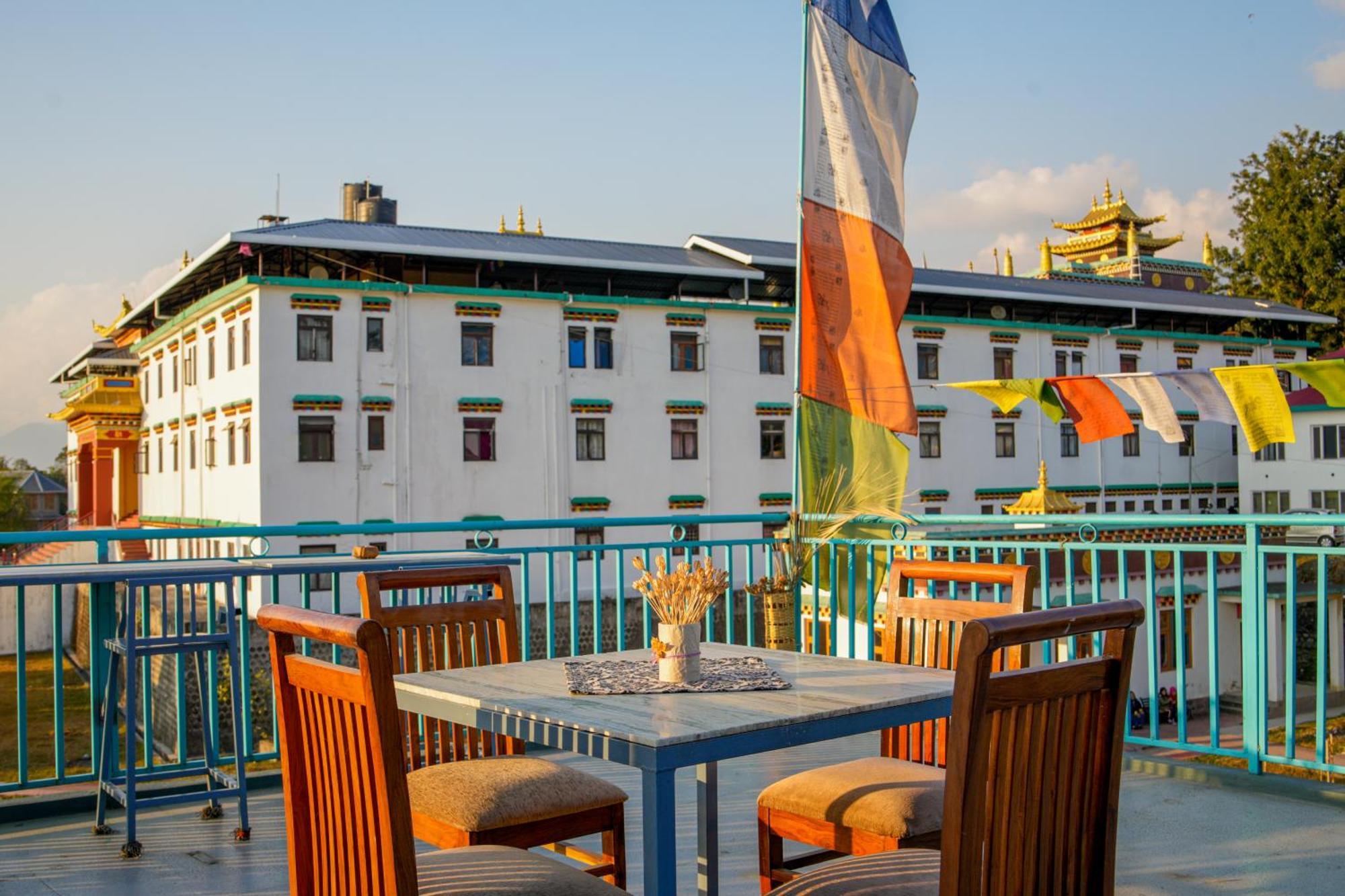 Hotel Chokling Arthouse - The Treasure Of Himalayas Bīr Exterior foto
